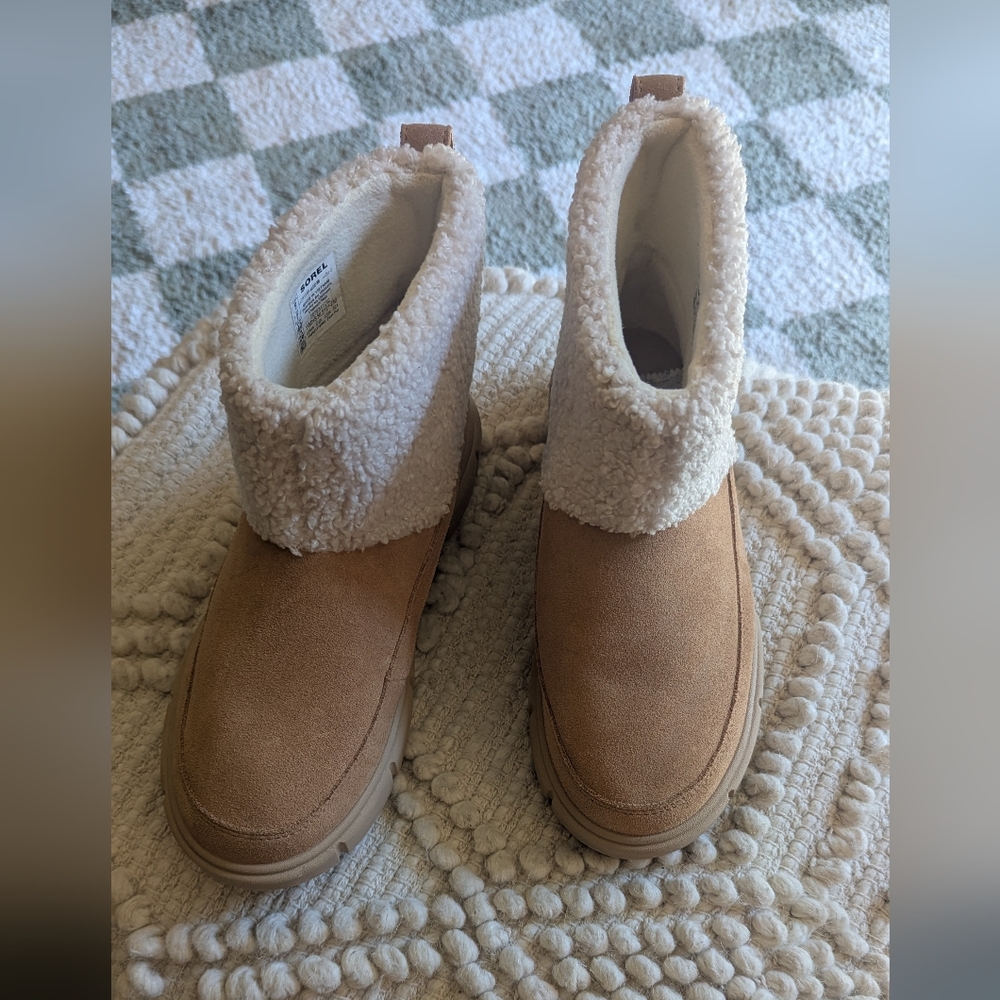 Sorel Boots Size 9.